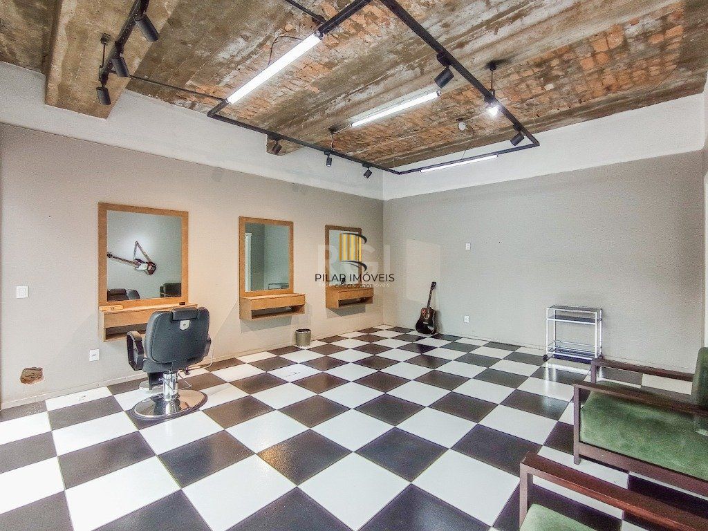 Casa Comercial de Luxo no Centro da Cidade - Oportunidade Única!