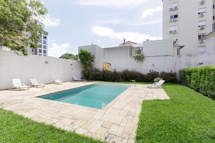 APARTAMENTO 02 DORMITÓRIOS COM CHURRASQUEIRA E GARAGEM