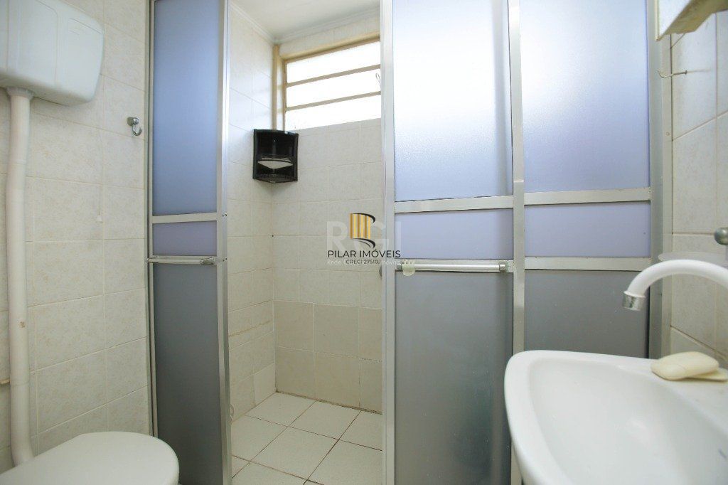 Casa para Venda - 350m², 3 dormitórios, 3 vagas - Passo da Areia