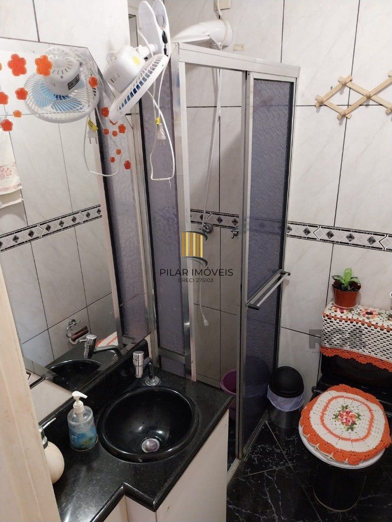 Apartamento 2 dormitórios no bairro Marechal Rondon
