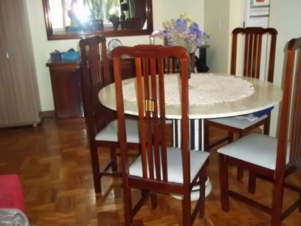 Apartamento no Bairro Higienópolis em Porto Alegre