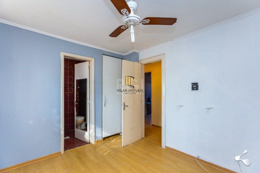 Casa para Venda - 500m², 3 dormitórios, sendo 3 suites, 4 vagas - Vila Ipiranga