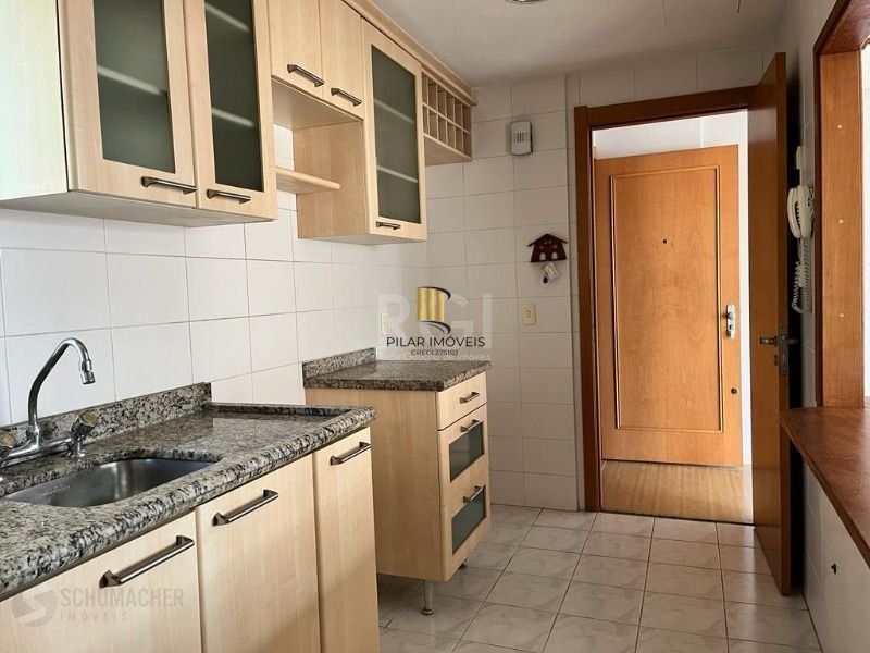 Apartamento 3 dormitórios no bairro Passo da Areia