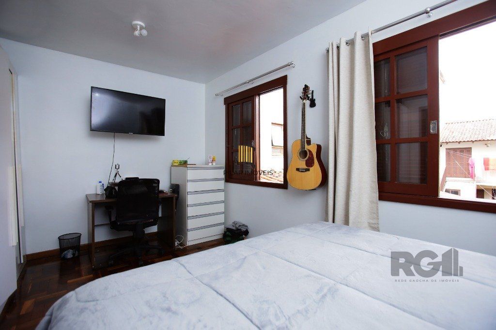 Casa 3 Dormitório(s) Bairro Petrópolis