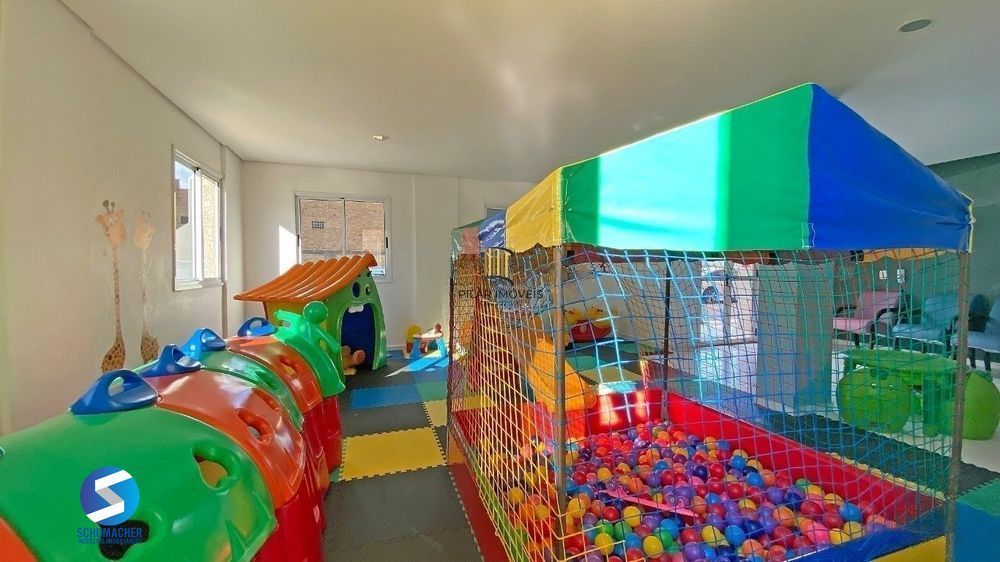 apartamento de 02 dormitórios com sacada e garagem