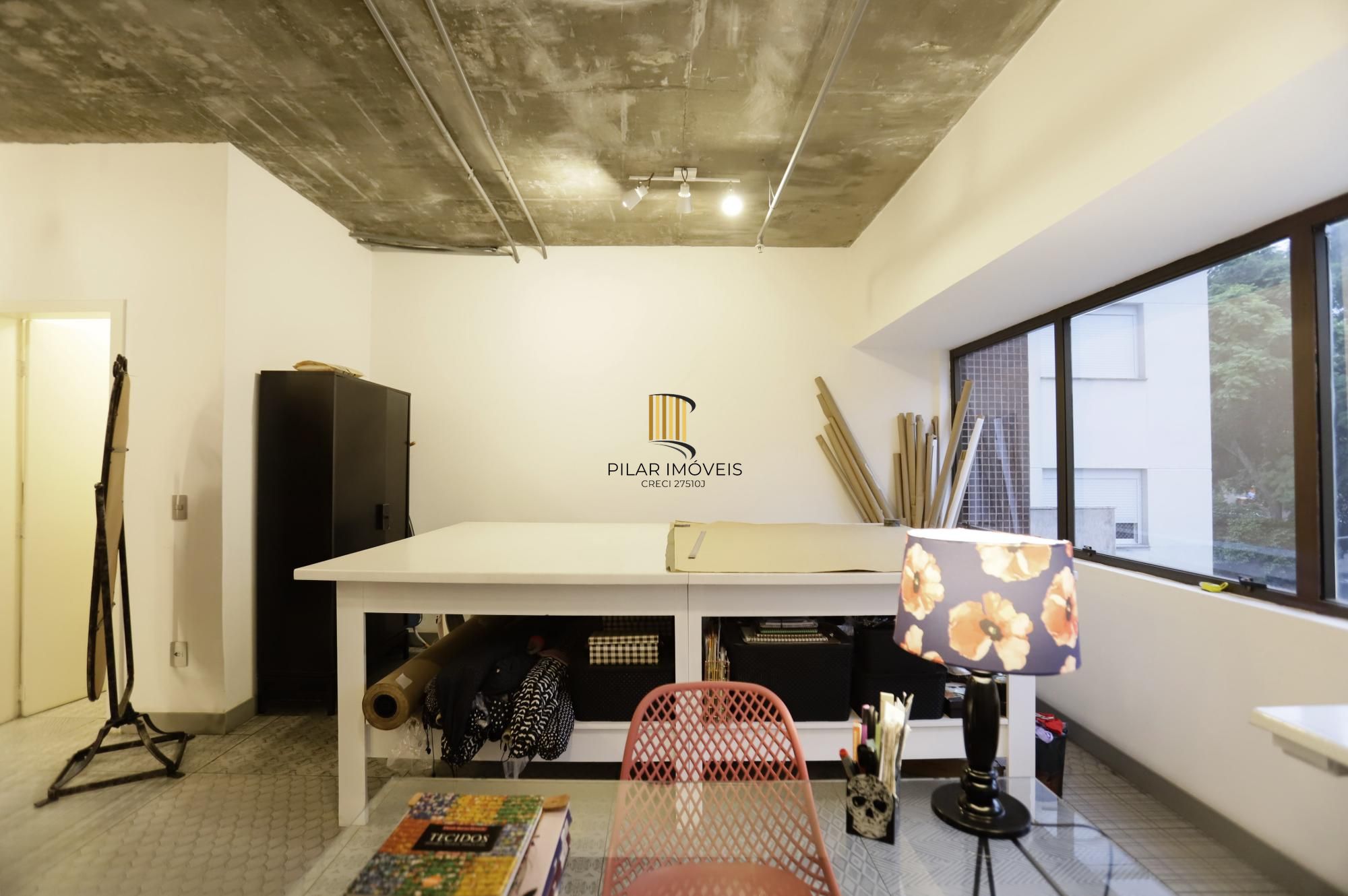 Sala Comercial 1 dormitório no bairro Bom Fim