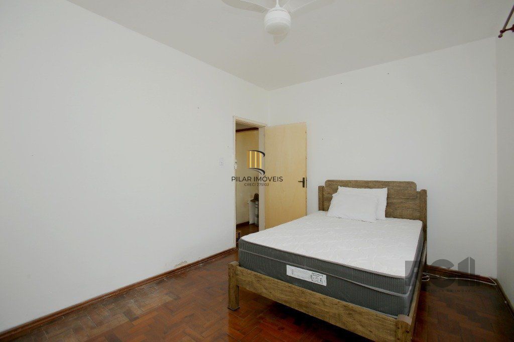 Casa 4 Dormitório(s) Bairro Sarandi