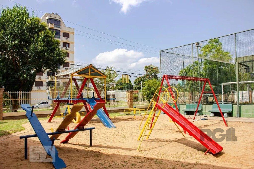 Apartamento 2 dormitórios no bairro Marechal Rondon