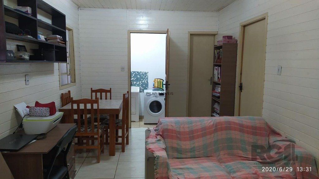 Casa 3 dormitórios no bairro Parque Florido