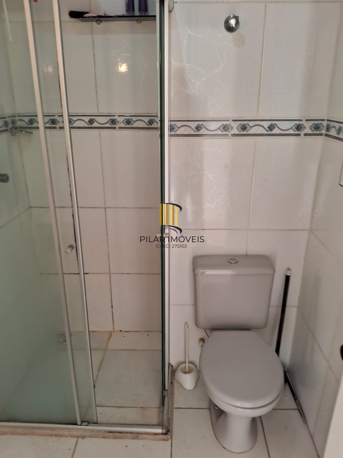 APARTAMENTO COBERTURA COM 02 DORMITÓRIOS, LIVING 02 AMBIENTES COM GARAGEM E BAIXO CUSTO CONDOMINIAL