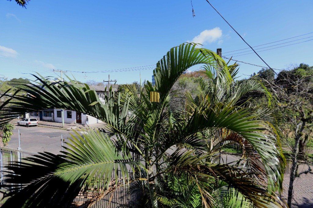 Casa 3 dormitórios no bairro Passo da Areia
