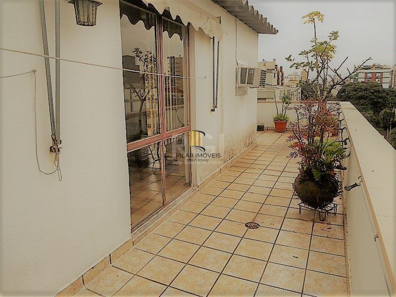 Cobertura para Venda - 166m², 3 dormitórios, sendo 1 suites, 1 vaga - Menino Deus