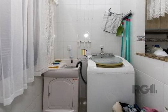 Casa 2 dormitórios no bairro Harmonia