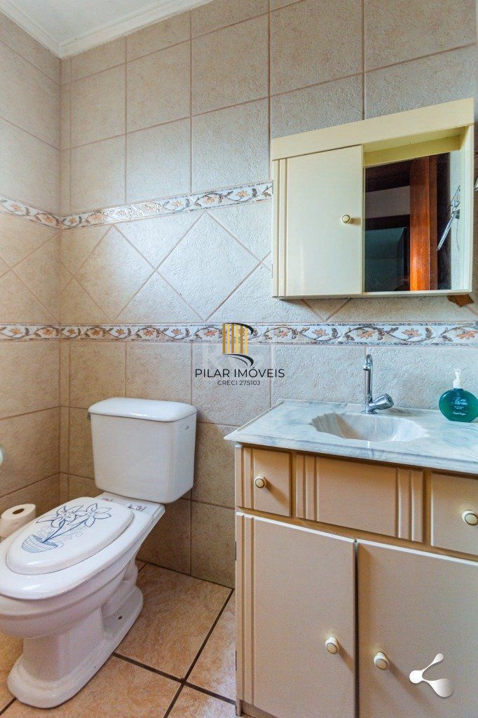 Casa para Venda - 231.27m², 3 dormitórios, sendo 1 suites, 3 vagas - Cristal