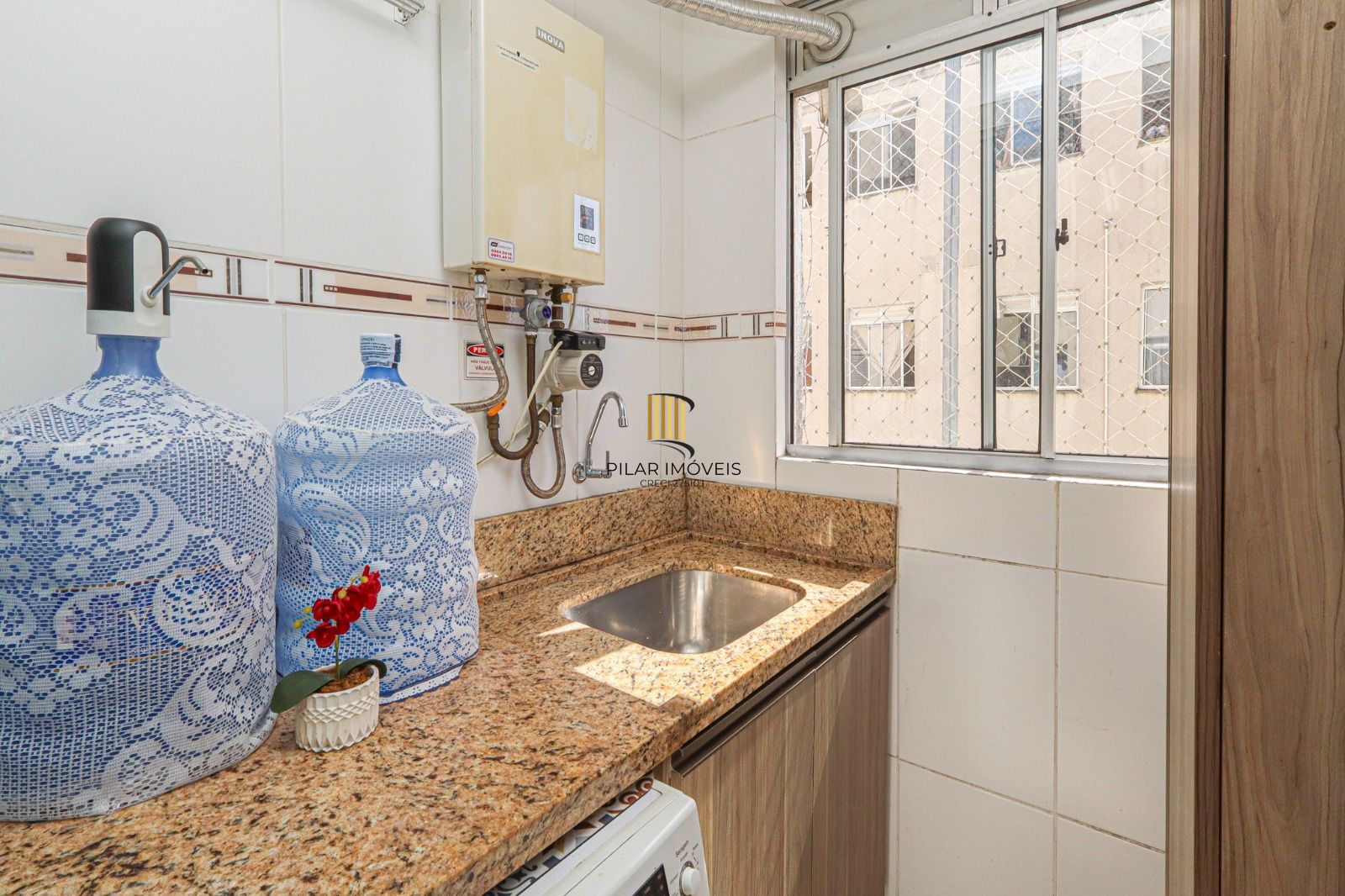 Apartamento Semimobiliado à Venda em Porto Alegre, RS