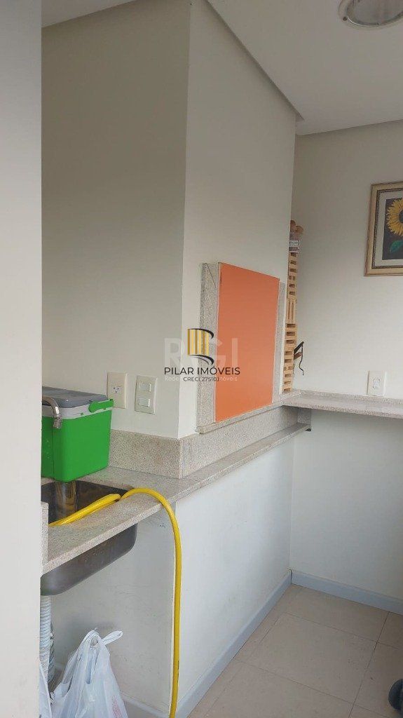 Apartamento 3 dormitórios no bairro Menino Deus