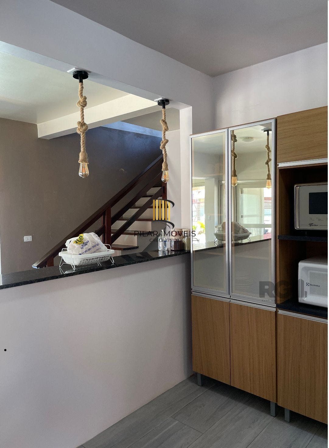 Casa com 6 dormitórios para comprar , 333 m² por R$ 852.000,00 - Centro - Imbé/RS
