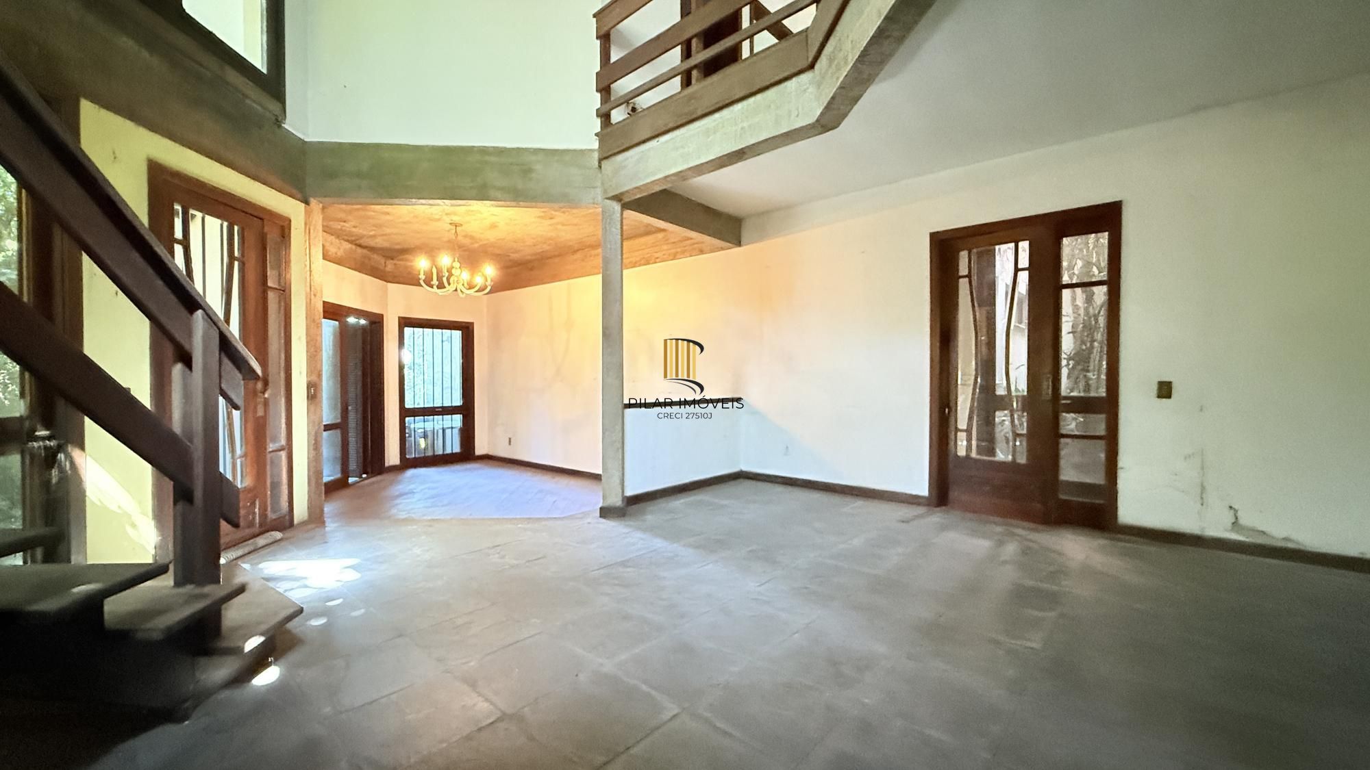 Casa na zona sul de frente para o Guaíba.