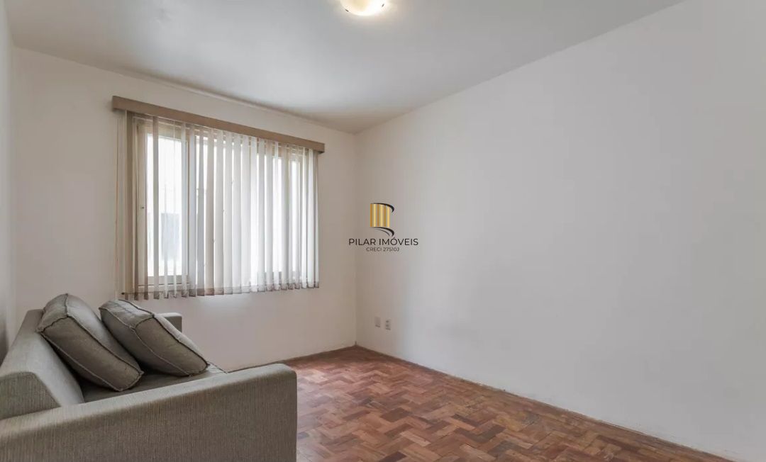 01 Dormitório próximo ao Zaffari Ipiranga