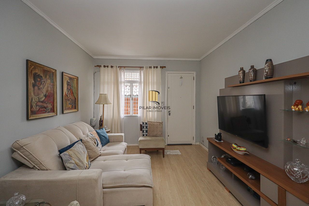 Casa a venda, 3 quartos sendo 1 suíte, 166m² no bairro Passo da areia, Porto Alegre