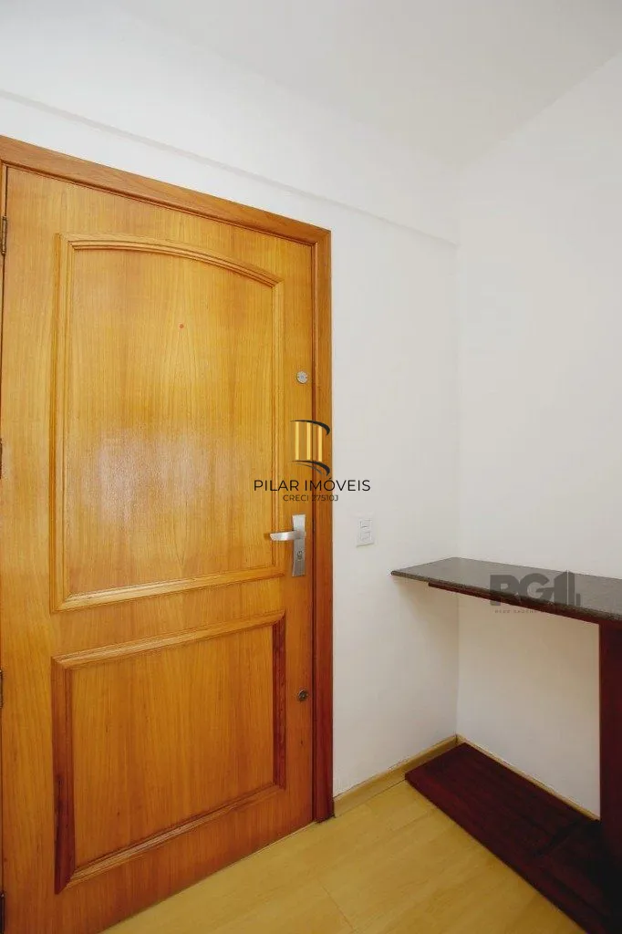 Apartamento, 2 Quartos, 2 Vagas, Bairro Petrópolis