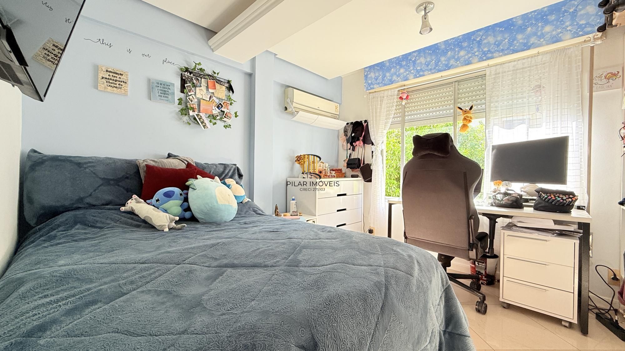 Cobertura Semimobiliada com Vista Panorâmica em Porto Alegre