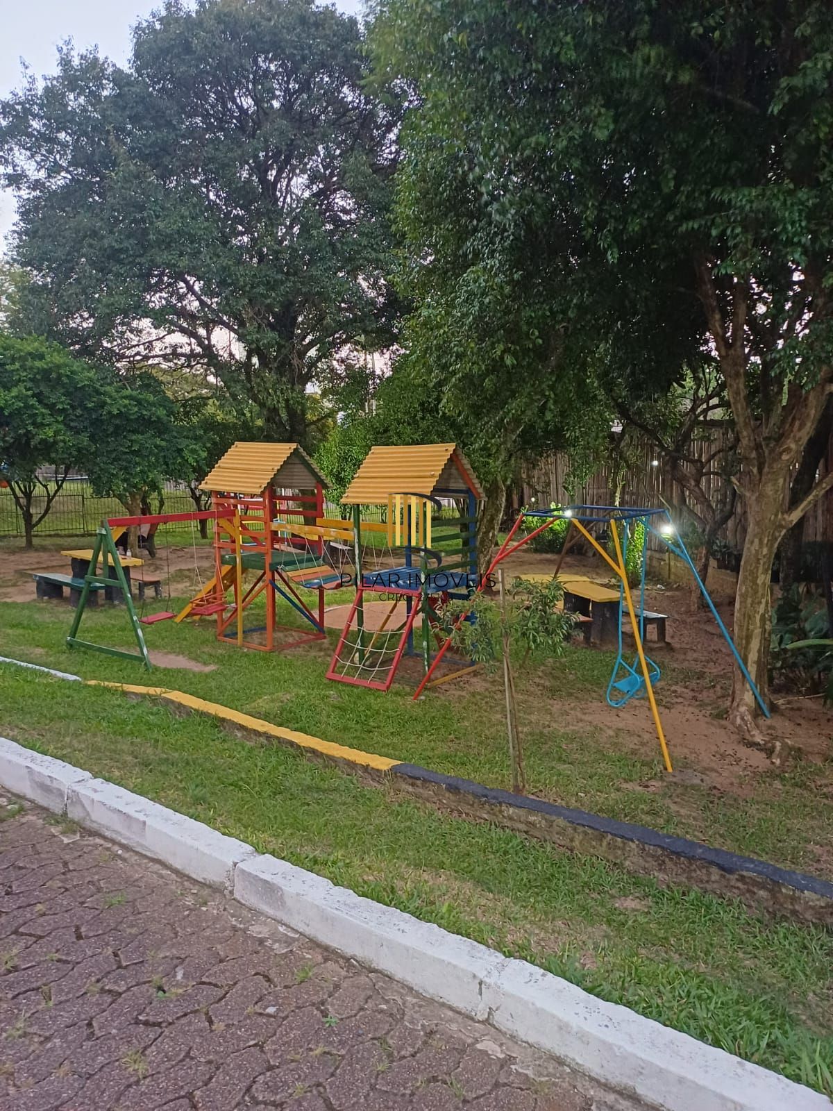 Apartamento 2 dormitórios no bairro Jardim Sabará