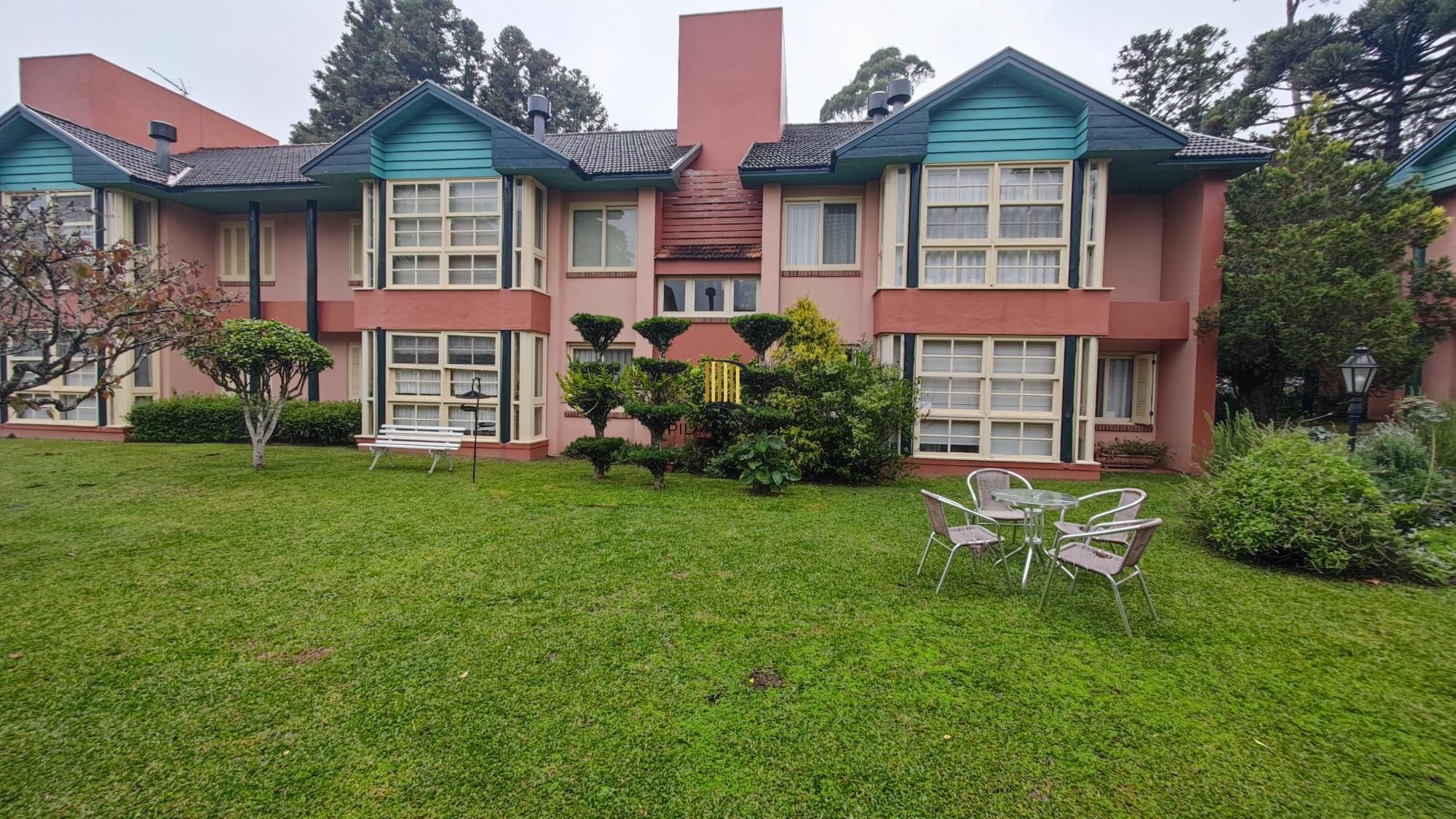 APARTAMENTO A 1000 METROS DO LAGO NEGRO GRAMADO RS