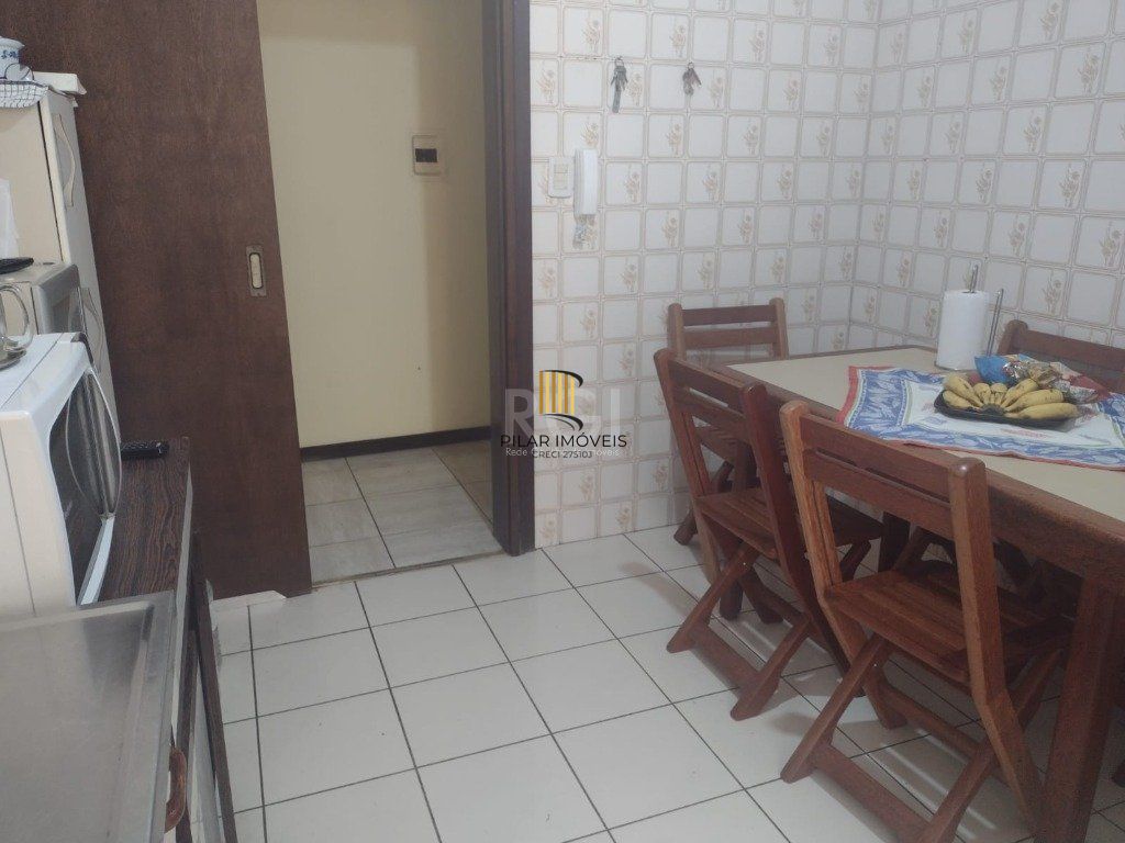 Duplex 3 dormitórios no bairro Floresta