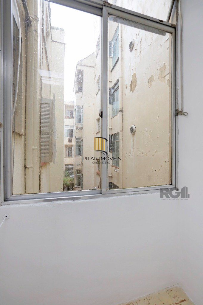 Apartamento 03 dormitórios no Bairro Santana em Porto Alegre.