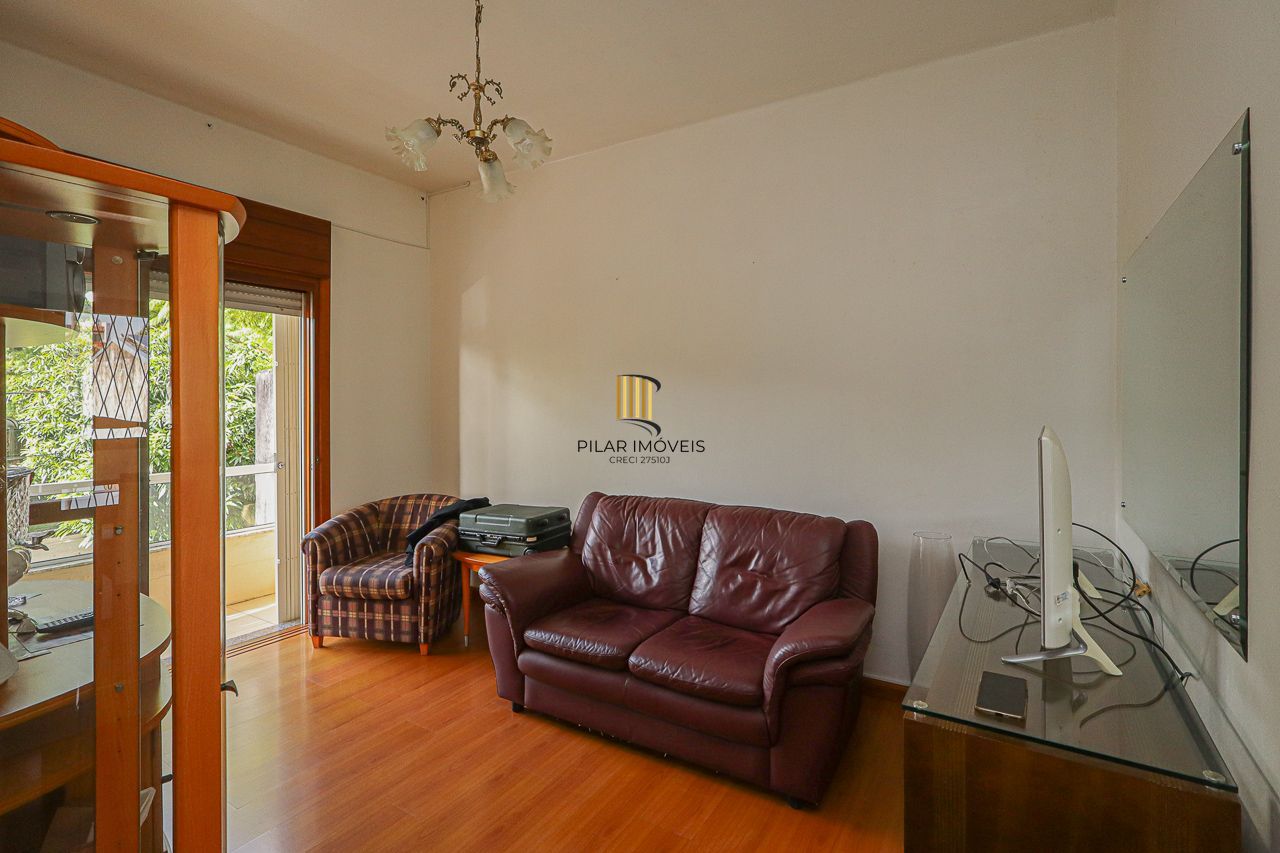 Casa à venda, 3 dormitórios, 316m², 4 vagas de garagem,  Bairro São Geraldo