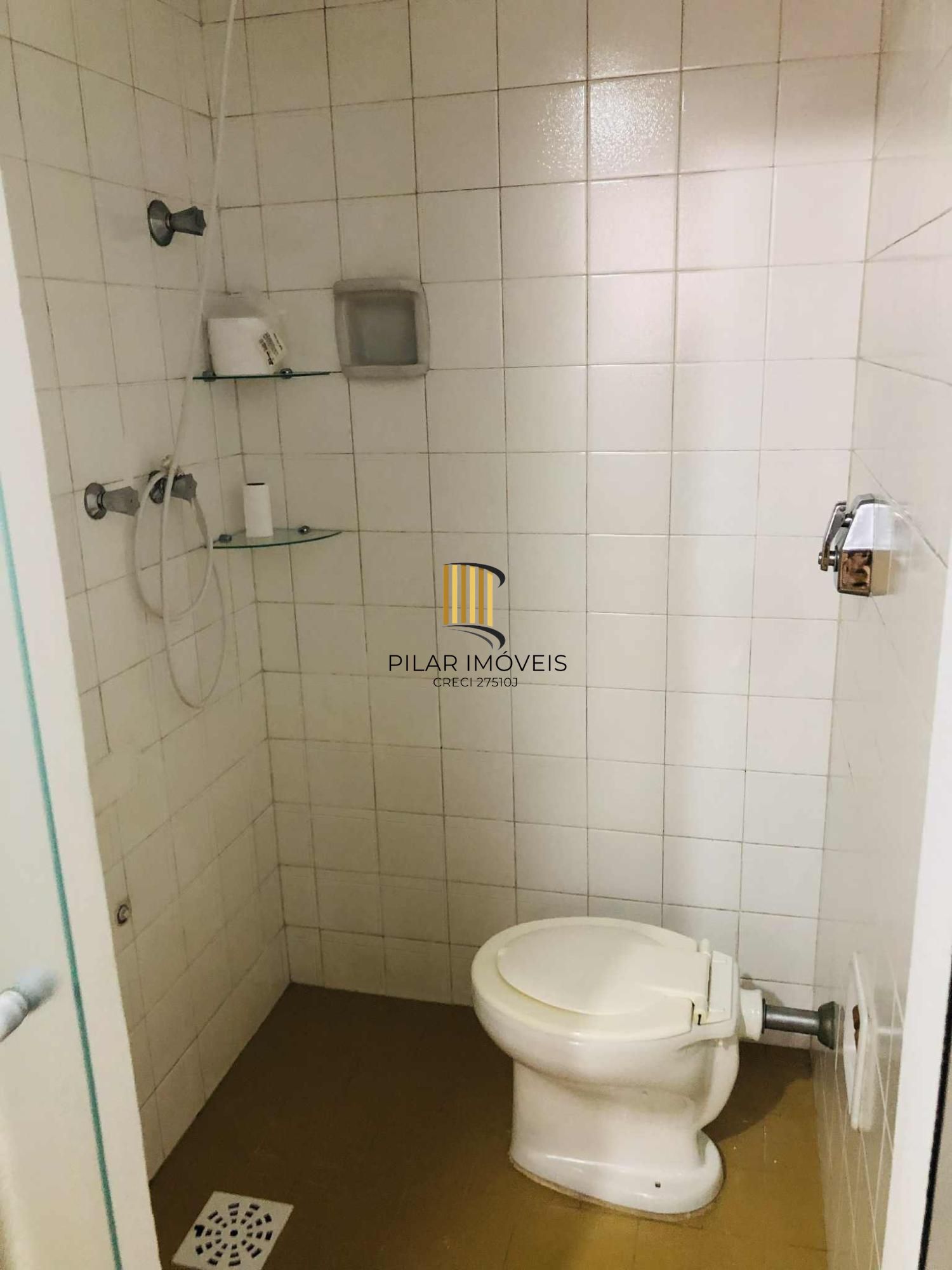 apartamento de 2 dormitórios com garagem no bairro rio branco