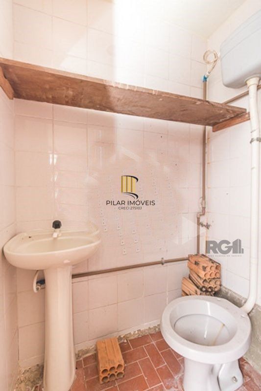 Casa 4 dormitórios no bairro Chácara das Pedras