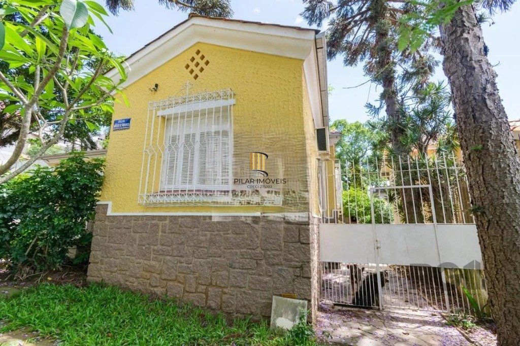 Casa 3 dormitórios no bairro Santo Antônio