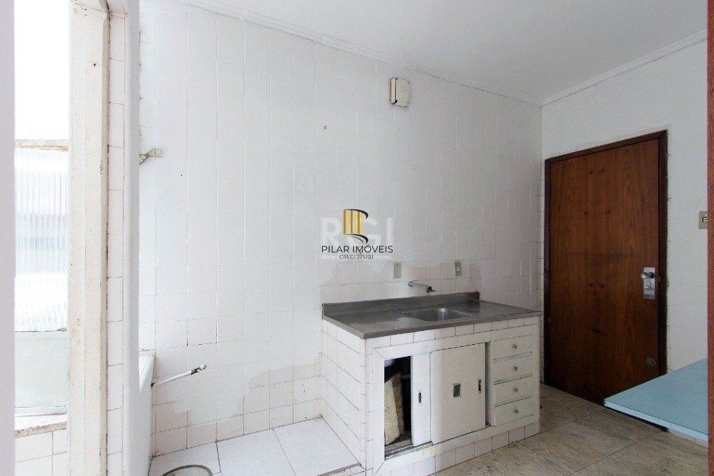 Apartamento para Venda - 101m², 3 dormitórios, 1 vaga - Menino Deus