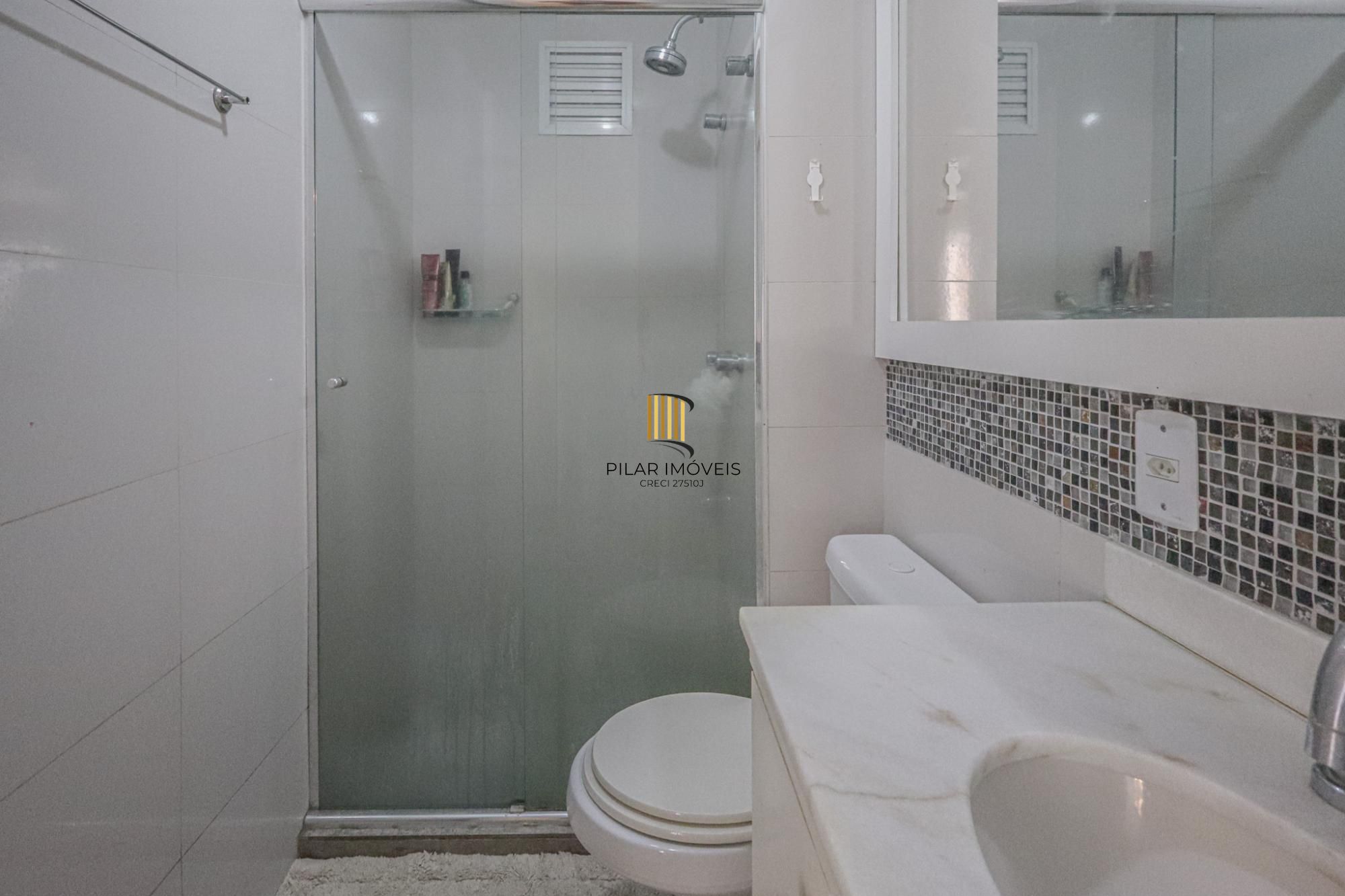 Apartamento 03 quartos com suite e garagem para 02 carros.