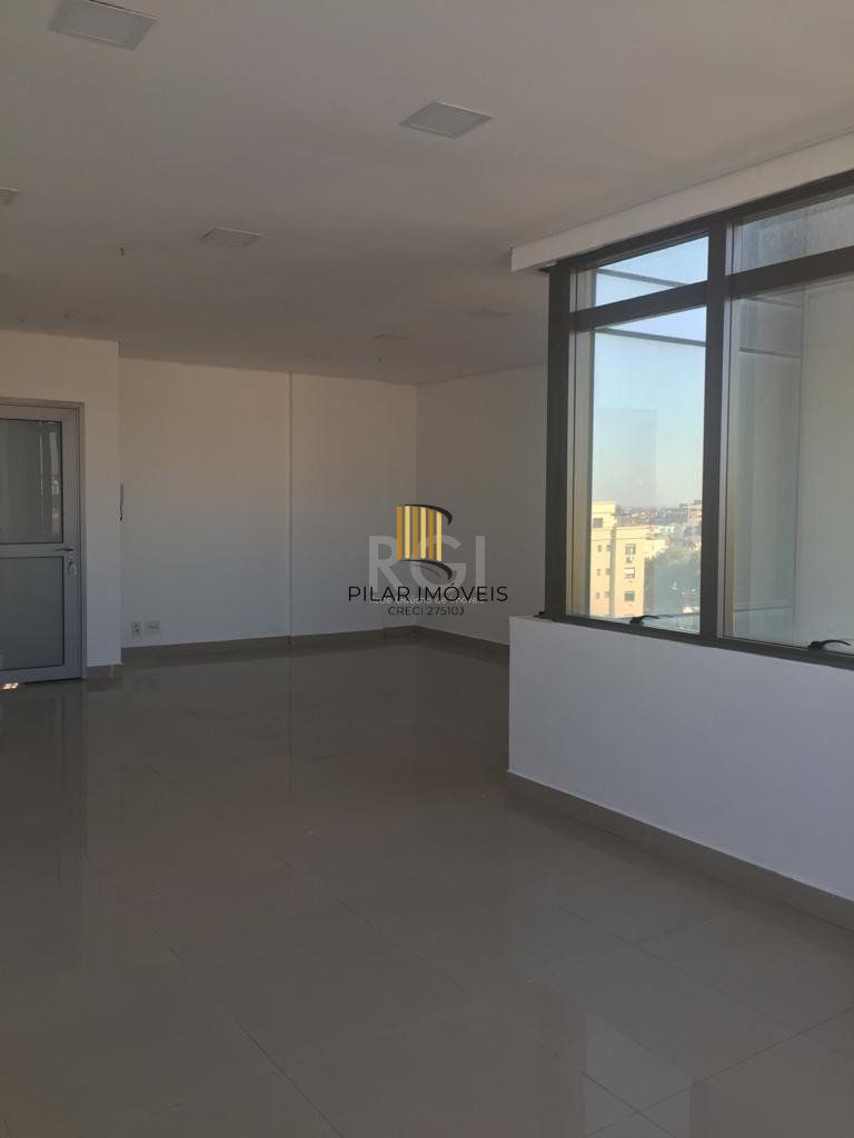 vende excelente sala comercial no 08º andar, com 45,13m² de área privativa, e 47,86m2 de área total