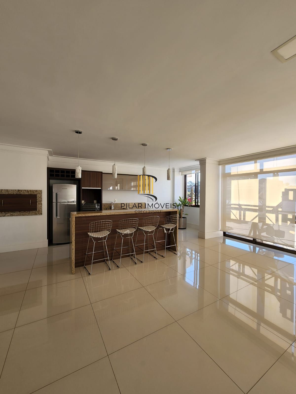 Apartamento 03 dormitórios no Bairro Cristo Redentor em Porto Alegre.