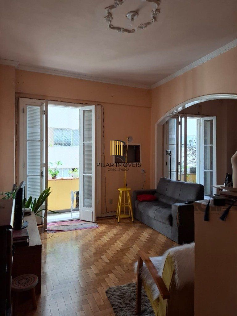 Amplo apartamento no beiro Floresta