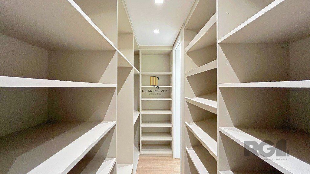 Apartamento 3 dormitórios no bairro Menino Deus