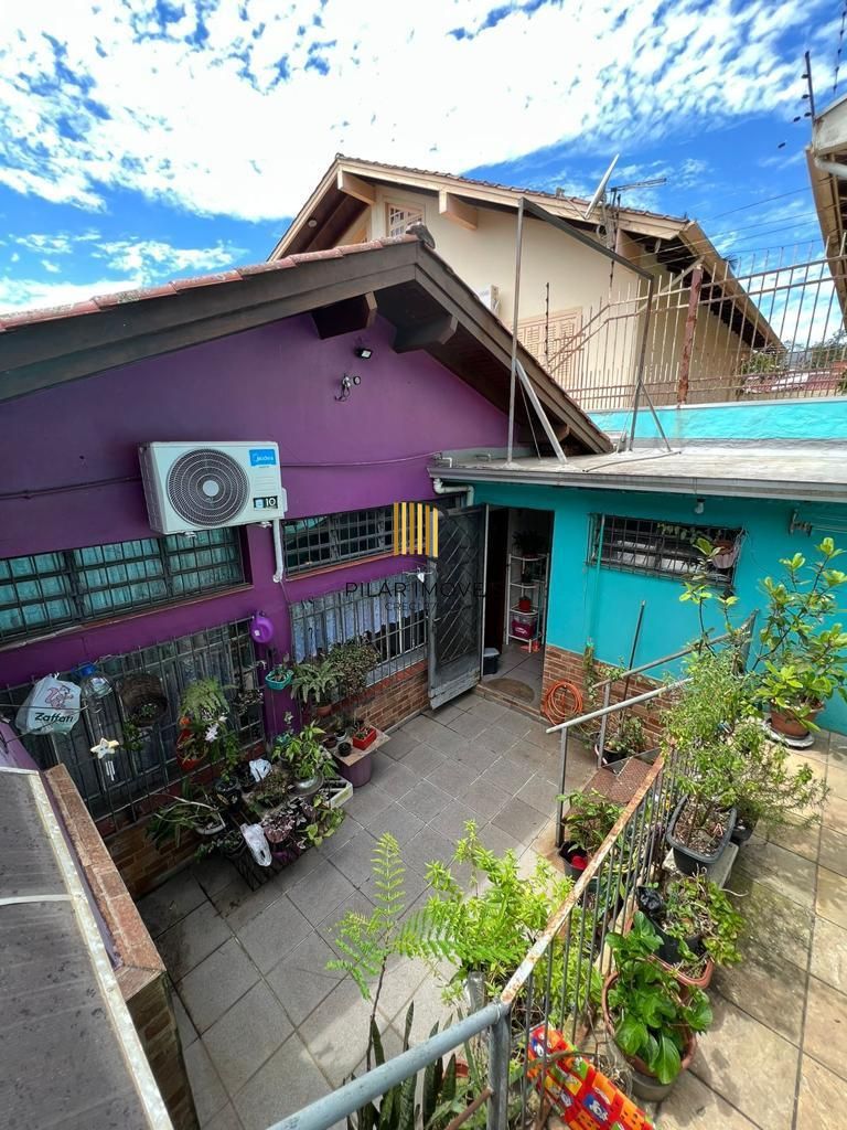 Casa a venda, 3 Quartos, sendo 1 Suíte, Bairro centro Canoas