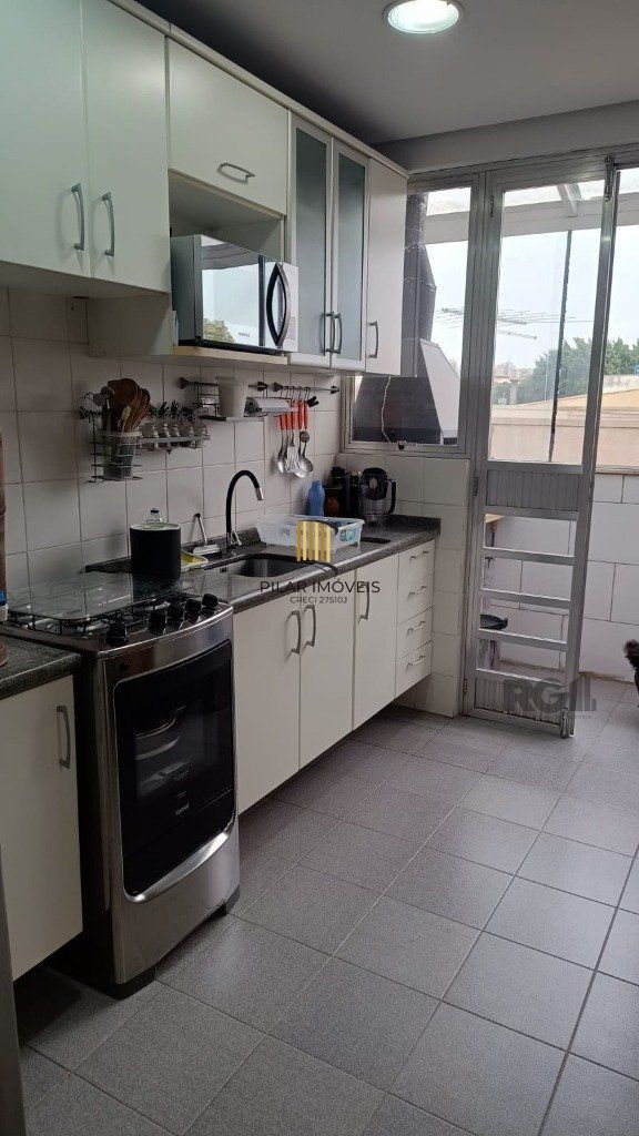 Apartamento 2 dormitórios no bairro Moinhos de Vento