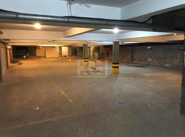 Prédio à Venda - 1650m², 18 vagas - Menino Deus