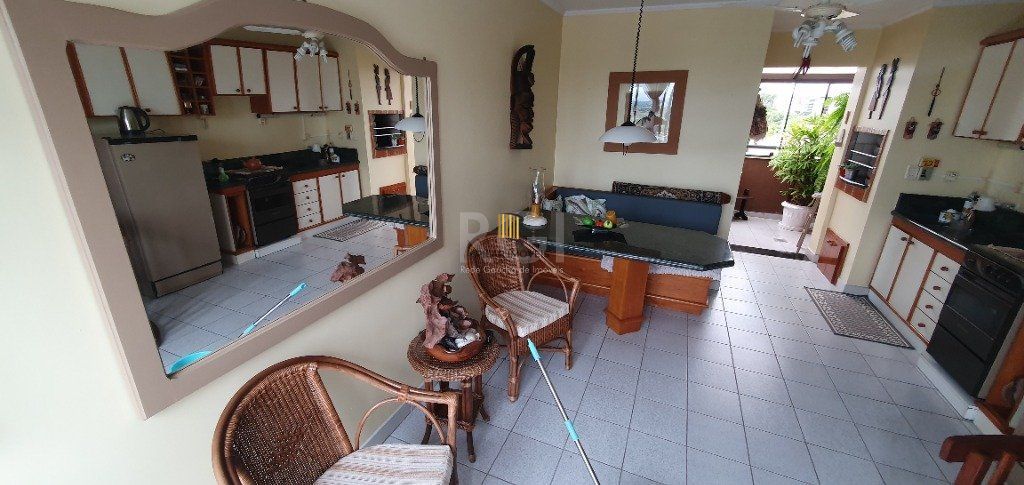 Cobertura para Venda - 140.15m², 2 dormitórios, sendo 1 suites, 4 vagas - Jardim Lindóia