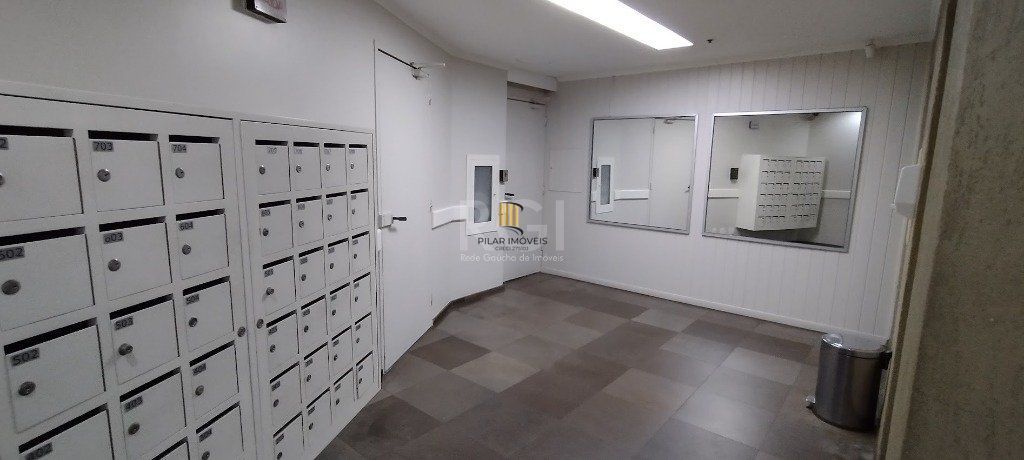 Conjunto/Sala para Venda - 38.87m², Bairro Floresta Porto Alegre