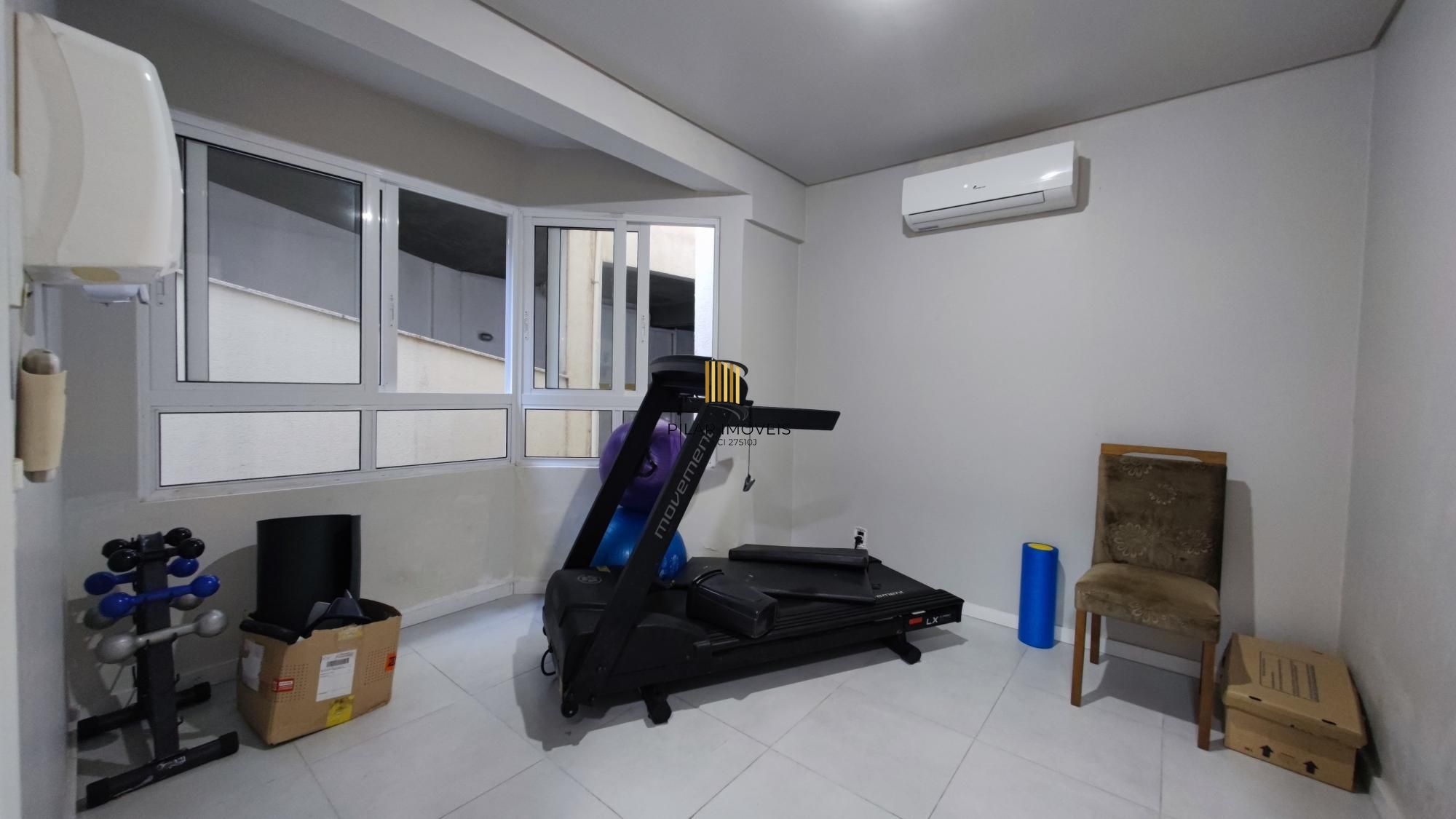 Apartamento  no Centro Histórico de Porto Alegre Mobiliado