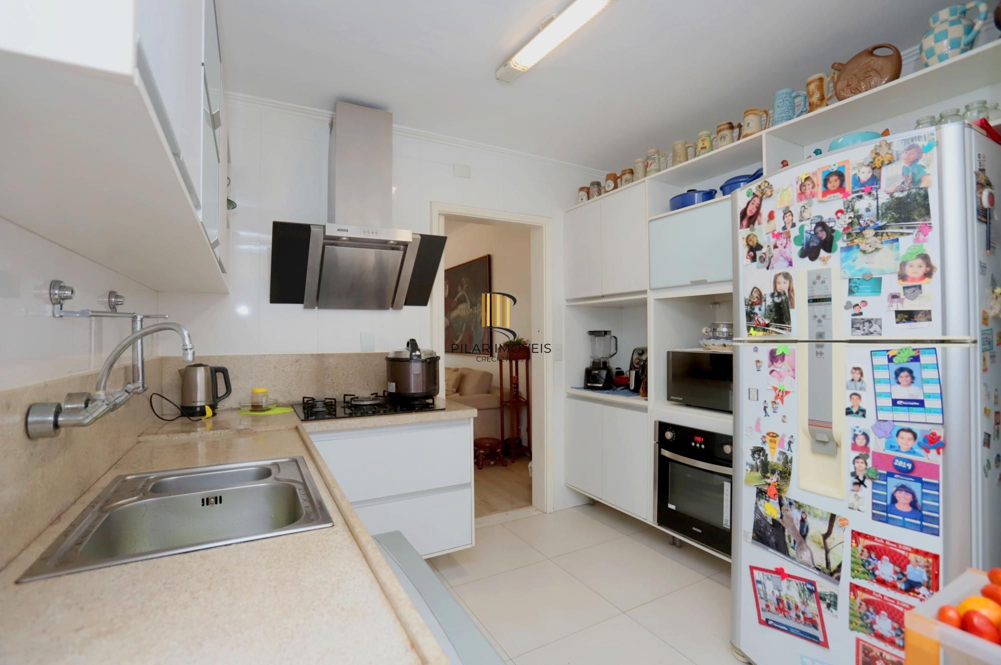 Apartamento 5 dormitórios no bairro Bom Fim