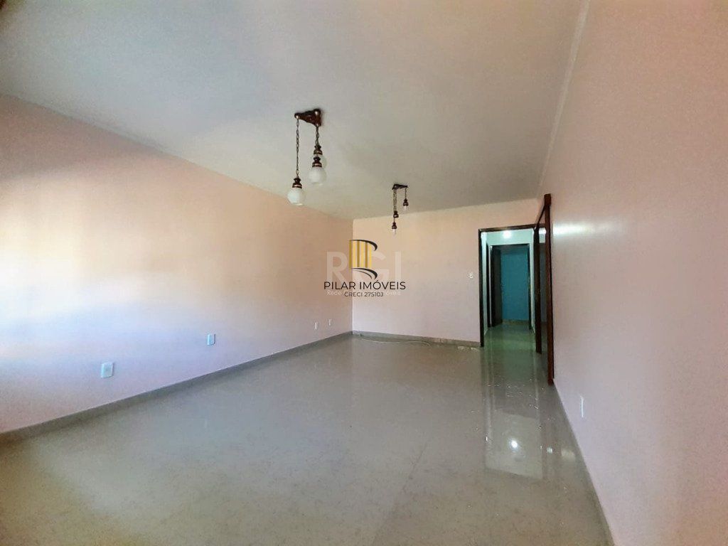 Casa para Venda - 149m², 3 dormitórios, sendo 1 suites, 3 vagas - Jardim Sabará