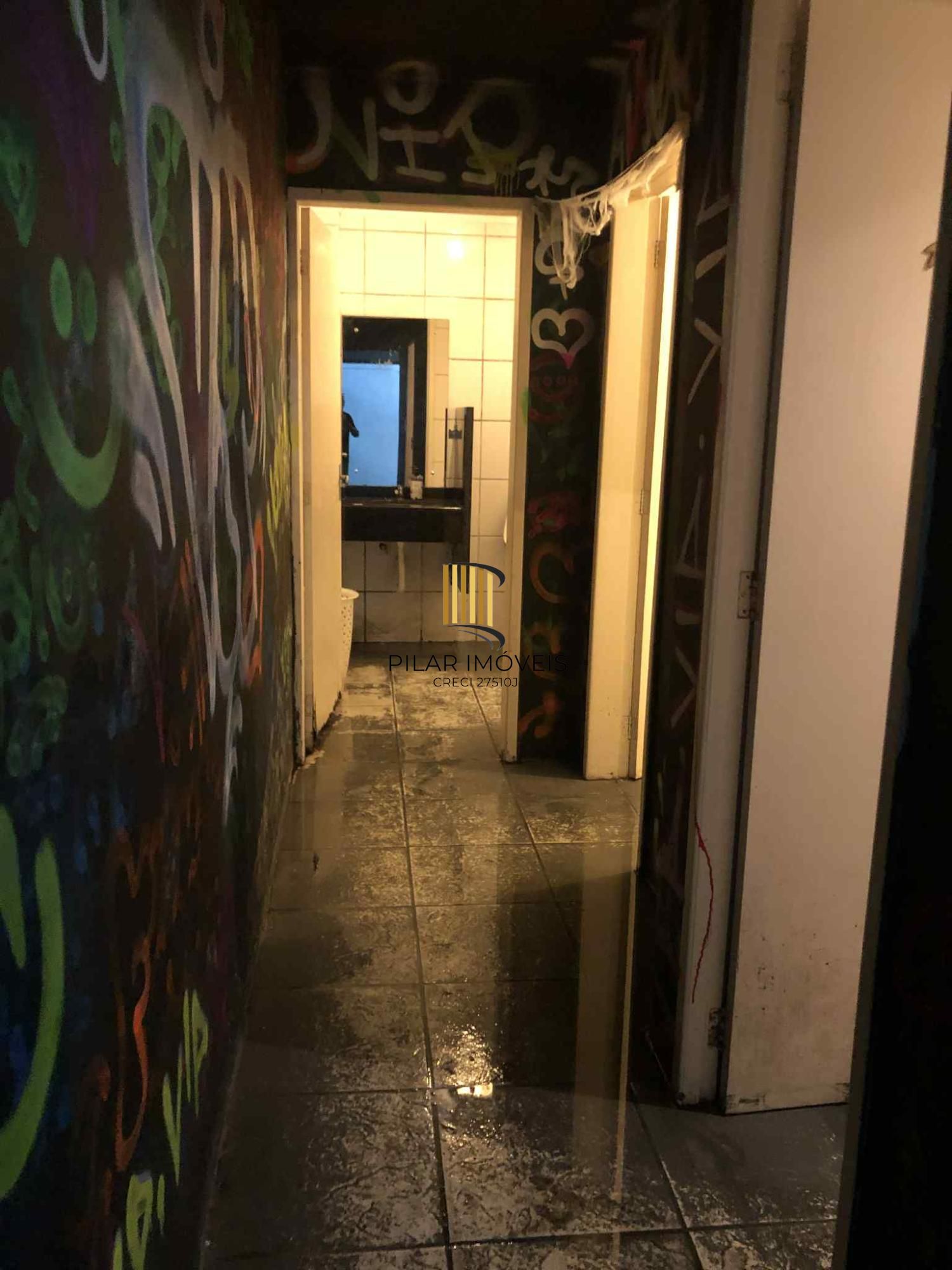 predio de esquina com mais de 240mts, antiga VIPCLUB