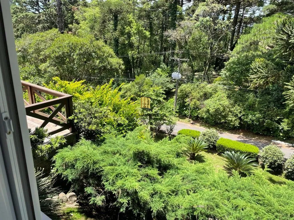 Casa 5 dormitórios no bairro Planalto